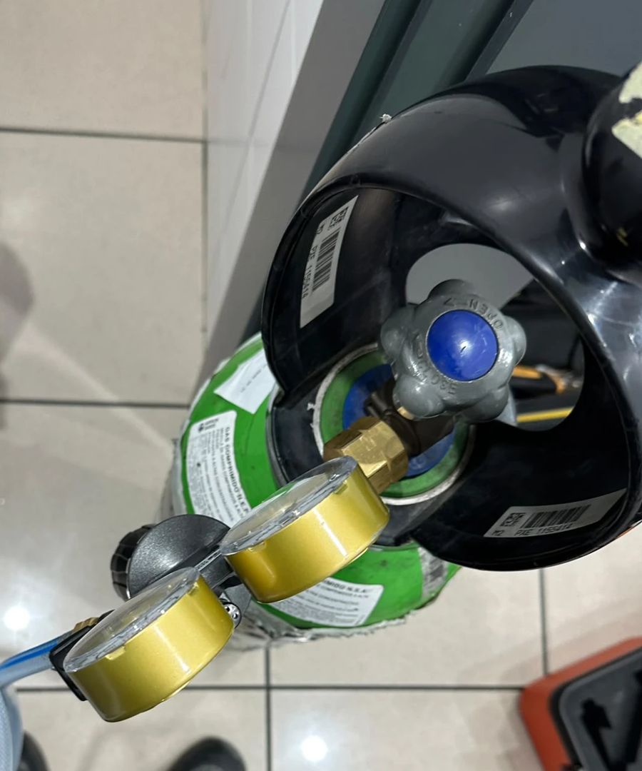 Botella de gas trazador con manorreductor
